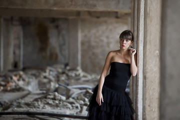 Girl in the ruins