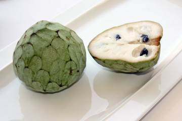 une corrossol et sa moitié