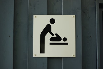 Hinweisschild Baby Wickelraum