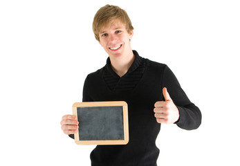 junger Mann mit Tafel