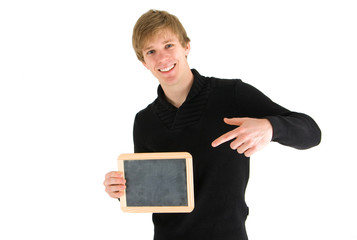 junger Mann mit Tafel