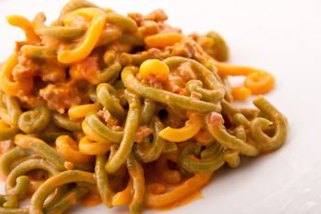 Gramigna panna e salsiccia