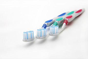 spazzolino da denti 2