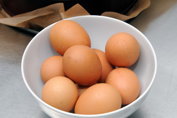 Eier in der Schale - Backzutaten