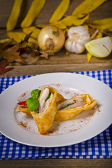 Pfannkuchen mit Hühnerbrust