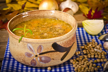 Erbsensuppe (Polnische Grochowka)