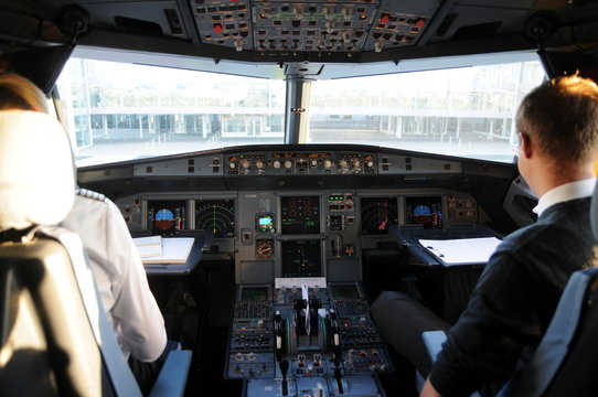 Cockpit 2