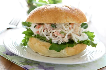Crédence de cuisine en verre imprimé Crustacés Seafood Salad Sandwich