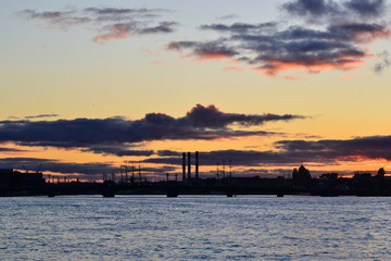 Obraz premium View of St. Petersburg after sunset