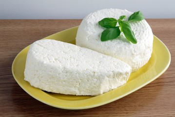 white cottage cheese