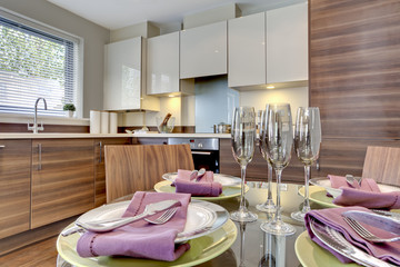Modern dining Kitchen