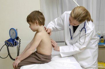 enfant consultation pédiatre