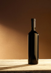 Fototapeta na wymiar wine red bottle