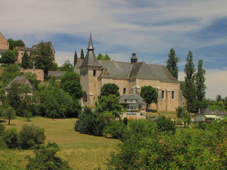 Fototapeta na wymiar Kościół Turenne Limousin, Quercy, Périgord