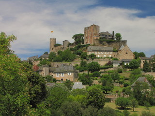 Fototapeta na wymiar Wieś Turenne; Limousin; Quercy; Périgord