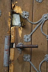 Einbruchsspuren an einer Tür