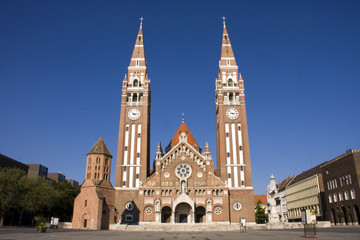 Fototapeta na wymiar Szegedi Dom (Church of Szeged)