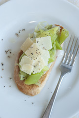 Leeks on toast