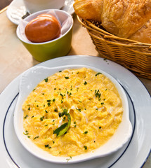 omelet with ham tomato and green salad