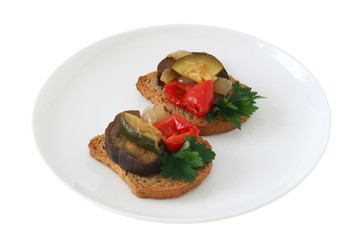 Toasts with vegetables