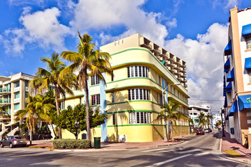 beautiful houses in Art Deco style in South Miami - obrazy, fototapety, plakaty