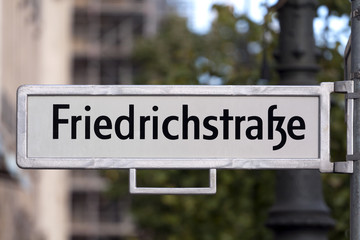 Fototapeta premium Straßenschild Berlin-Mitte
