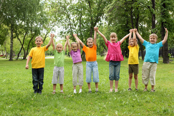 Obraz premium Group of children in the park