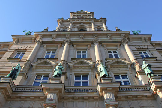 Detailaufnahme vom Hamburger Justizgebäude