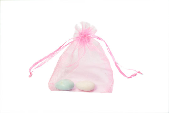Pink wedding gift with sugar-coated almonds