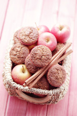 muffins with apple