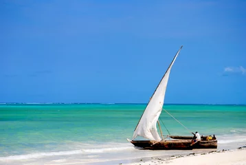 Fotobehang Het strand van Zanzibar © pizzicalaluna