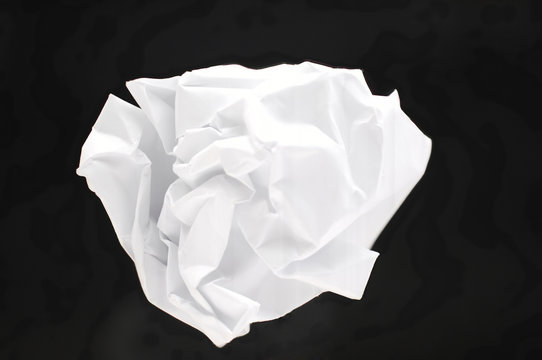 Papierkn&auml;uel