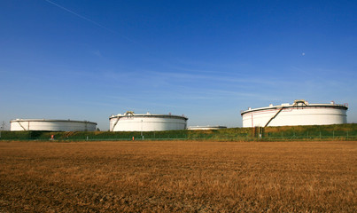 Stoccaggio carburanti © PHOTOERICK
