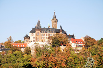 Schloss oberhalb von Wernigerode - obrazy, fototapety, plakaty
