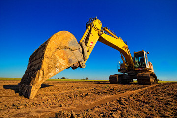 Bagger auf Baustelle