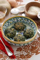 Albóndigas de espinaca y patatas
