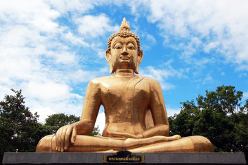 Fototapeta premium Big buddha statue in North East of Thailand