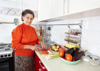 Senior woman in the kitchen