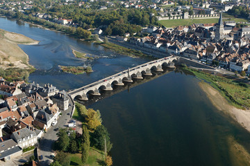 La Charité-sur-Loire vue du ciel  (58)
