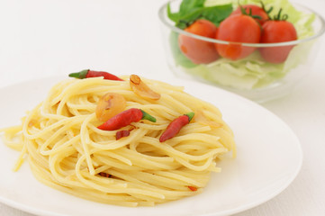 スパゲティ　ペペロンチーノ