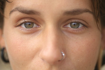 Mirada de ojos claros
