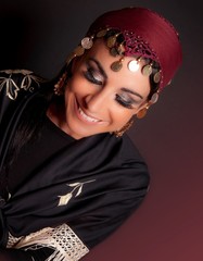 voyante belle et souriante