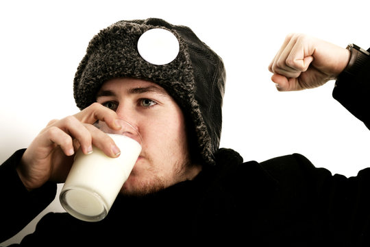 mann durch milch gest&auml;rkt