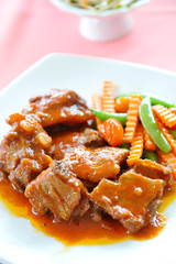 pork with vegetables and gravy