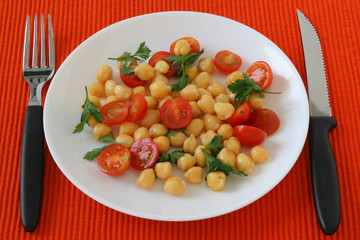 Salad with chick-pea