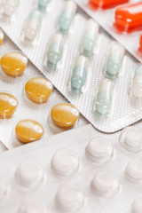 different kinds of pills