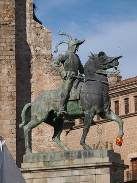 Equestrian statue of Francisco Pizarro in Trujillo
