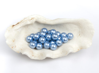 Blue pearls