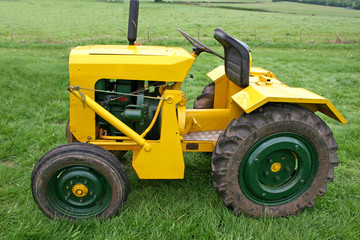 Obraz premium vintage tractor