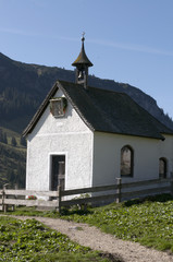 Fototapeta na wymiar Almkapelle